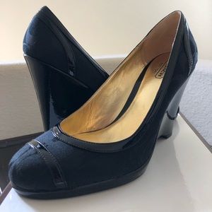 COACH Black Signature Kerryann Wedge Heels US Size 7.5 B